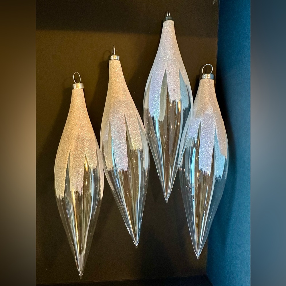 4 Hand Blown Glass 6” Icicle Glitter Clear Christmas Ornaments. EUC